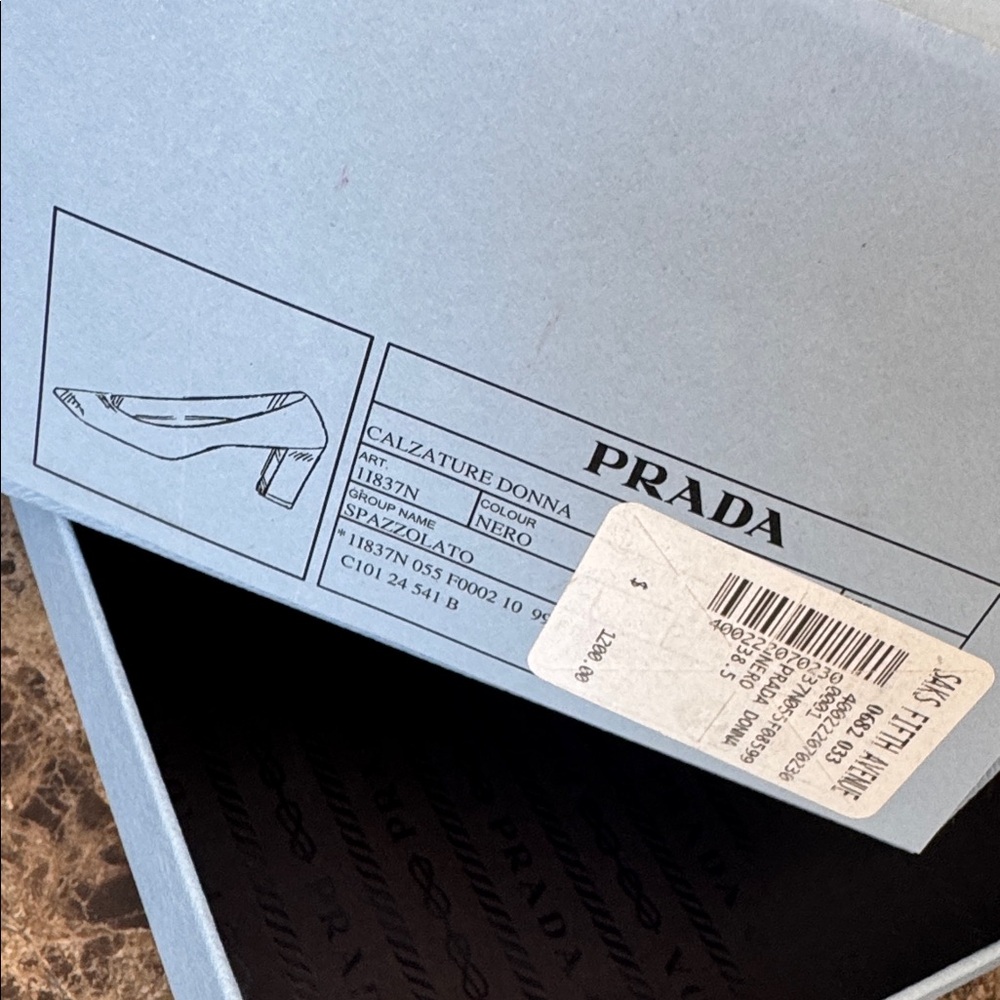 Prada black classic logo pumps modellerie gold logo sz 38.5 - Picture 8 of 10